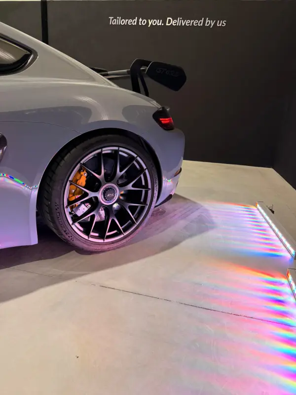 Porsche 718 Cayman 44