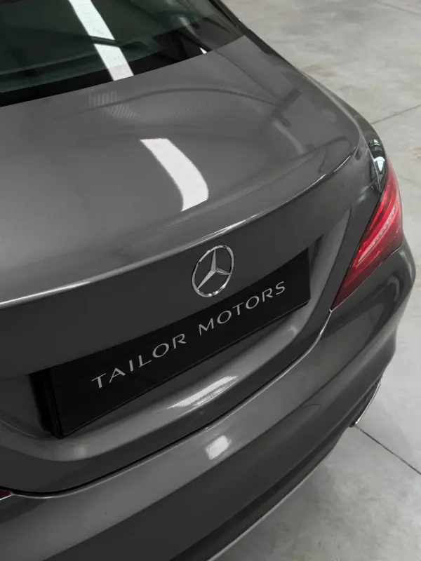 Mercedes-Benz C 200 d Station 9G-TRONIC AMG Line 12