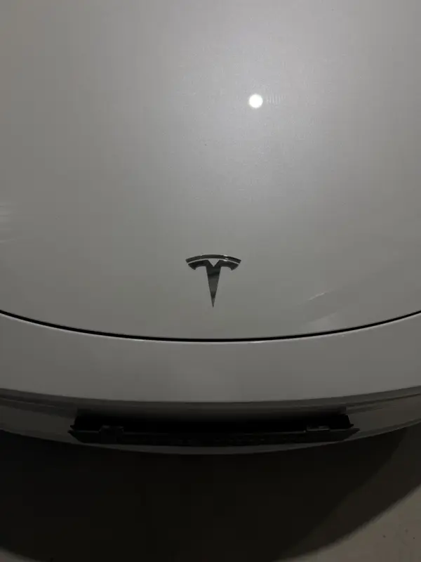 Tesla Model Y Long Range Dual Motor AWD 26