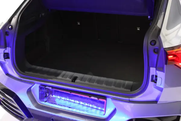BMW iX2 eDrive20 Pack Desportivo M 17