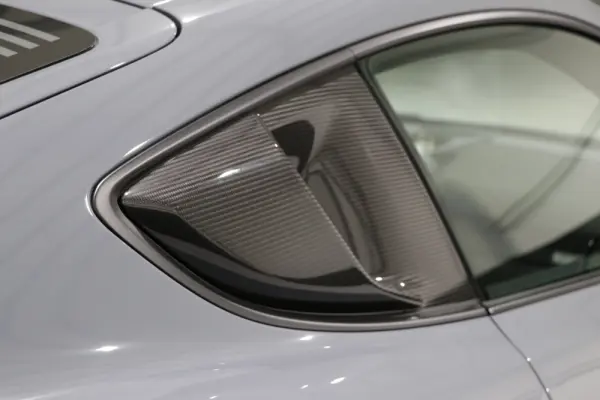 Porsche 718 Cayman 41