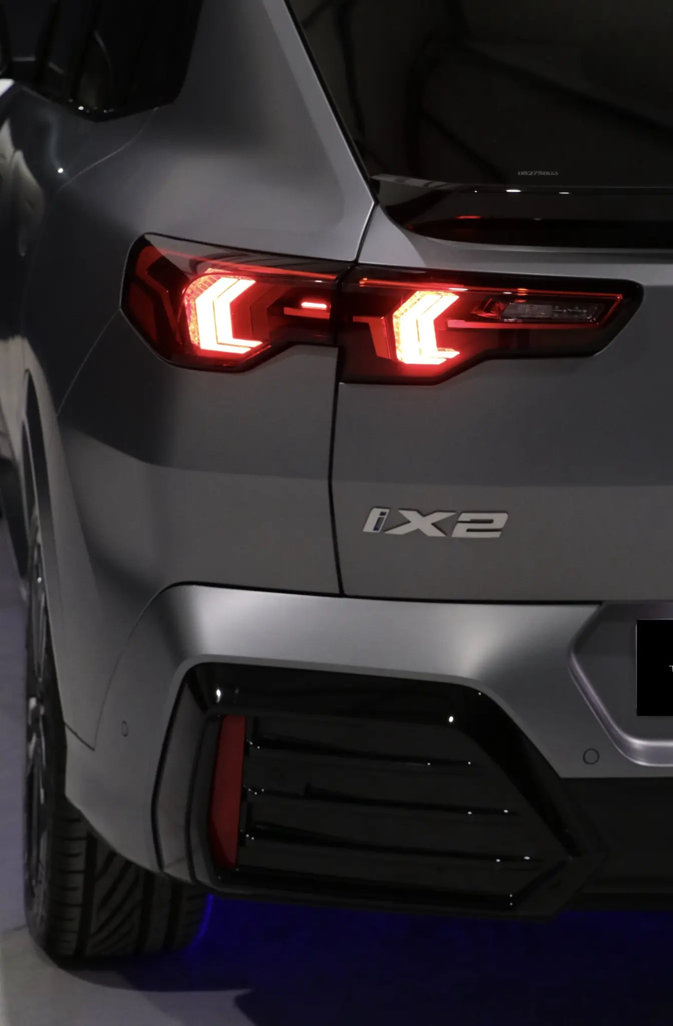BMW iX2 eDrive20 Pack Desportivo M Pro 4