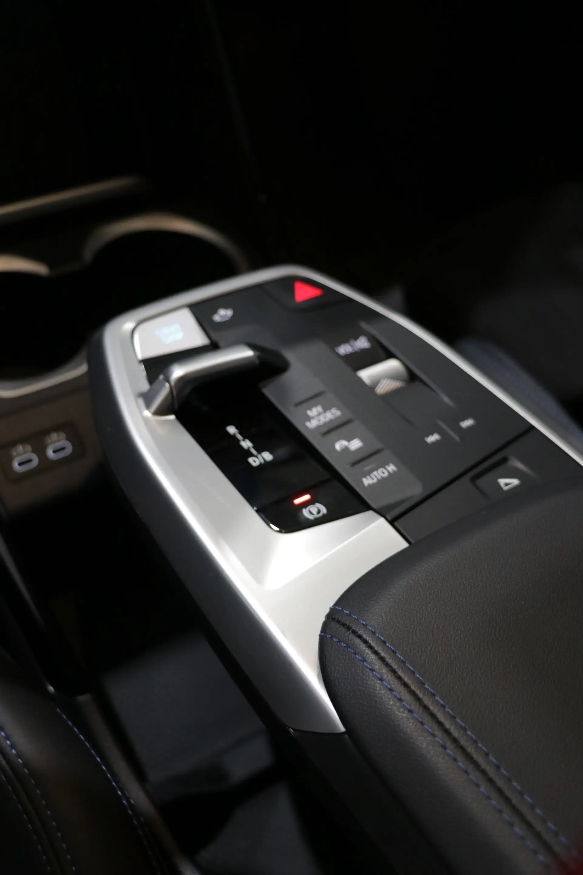 BMW iX2 eDrive20 Pack Desportivo M Pro 13