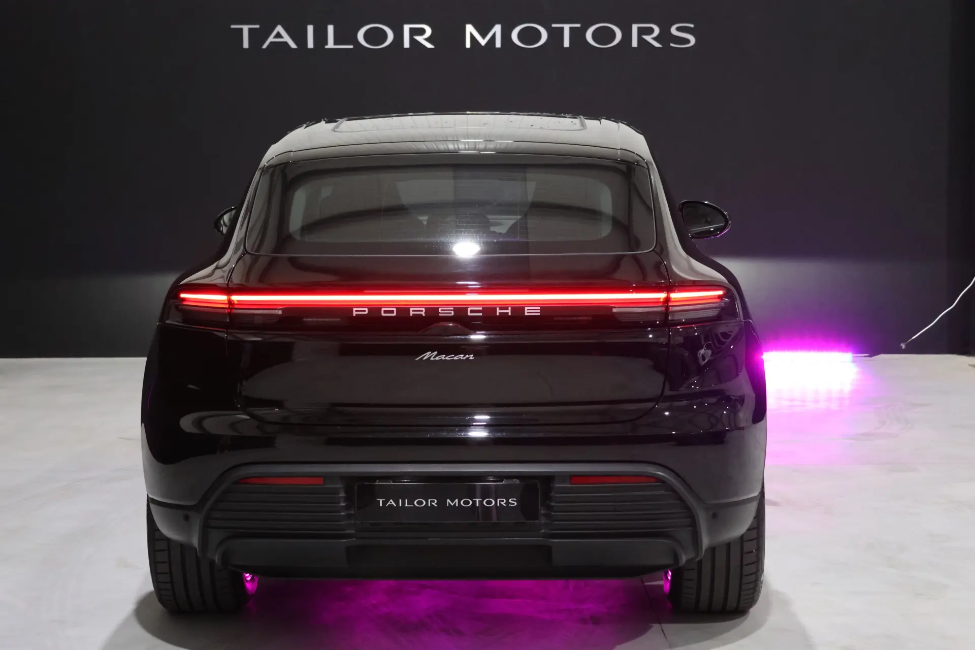 Porsche Macan Electric 1