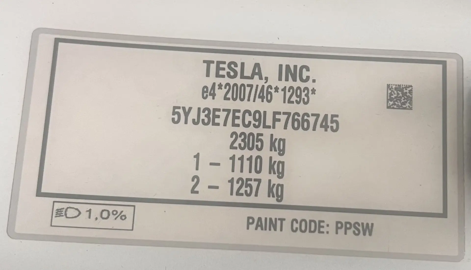 Tesla Model 3 Performance Dual Motor AWD 18