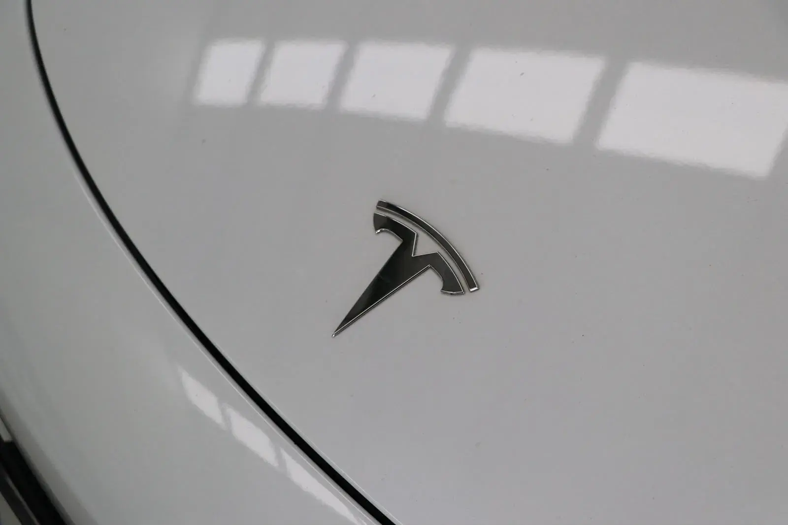Tesla Model 3 Long Range AWD Dual Motor 3
