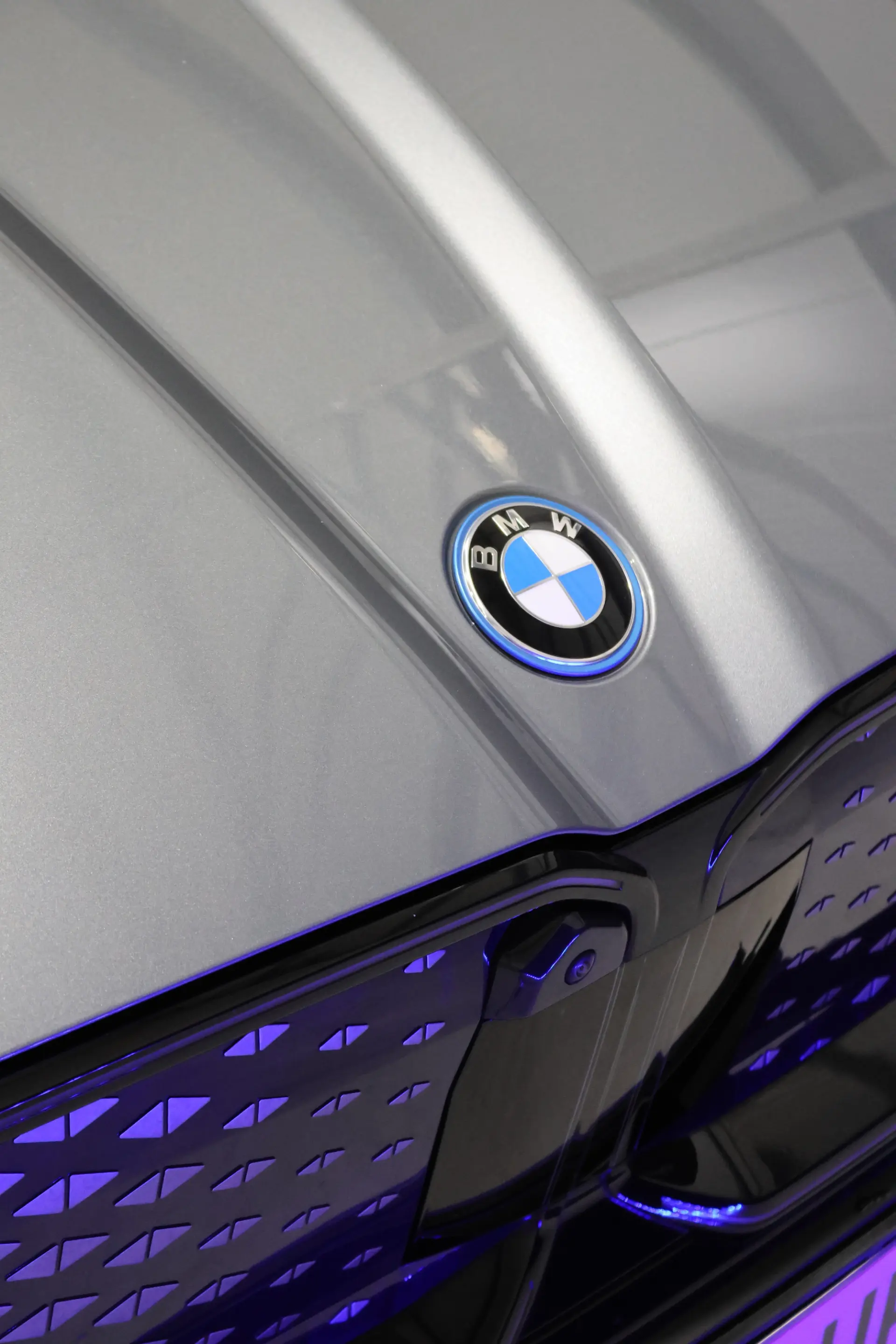 BMW iX2 eDrive20 Pack Desportivo M 5
