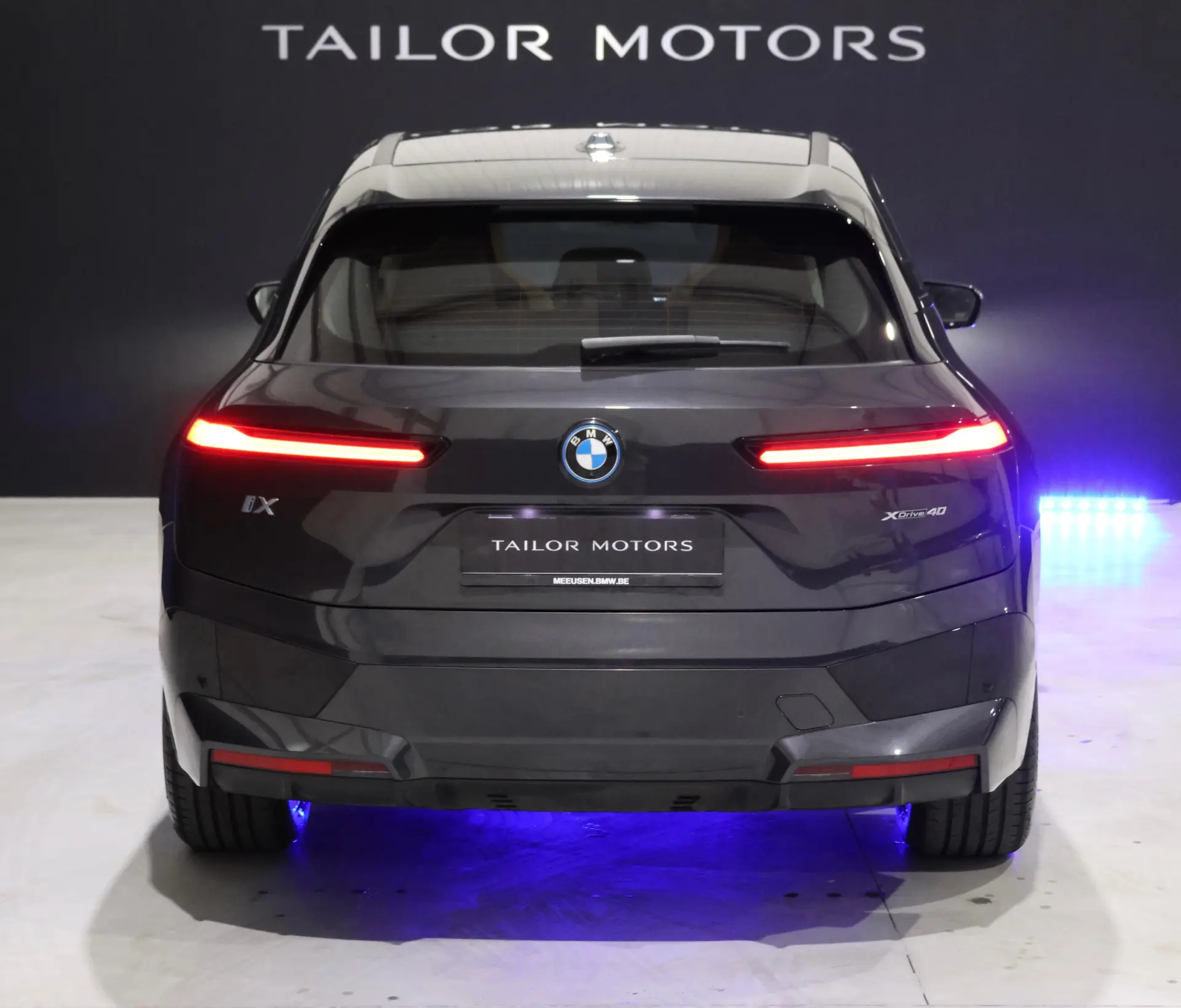 BMW iX xDrive 40 Pack Desportivo 1