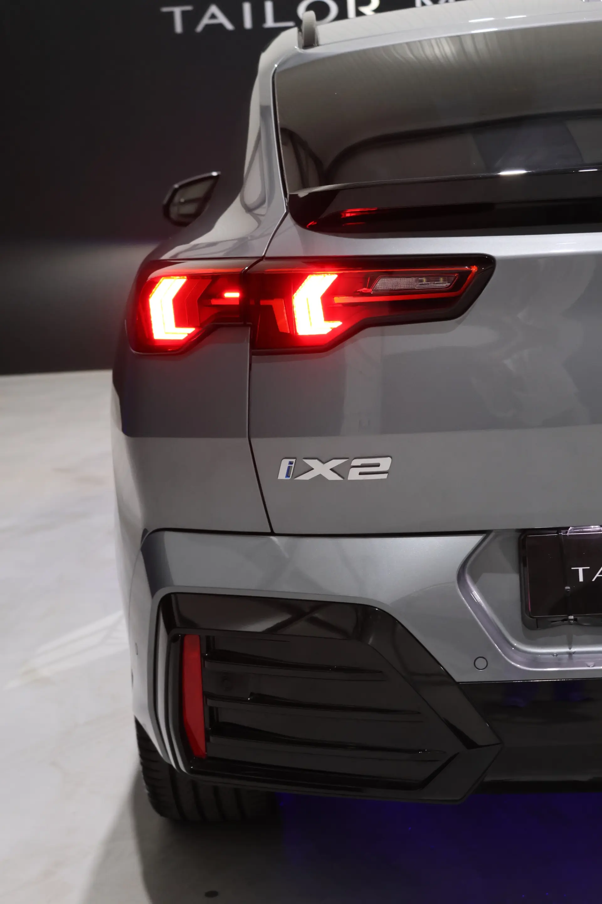 BMW iX2 eDrive20 Pack Desportivo M 3