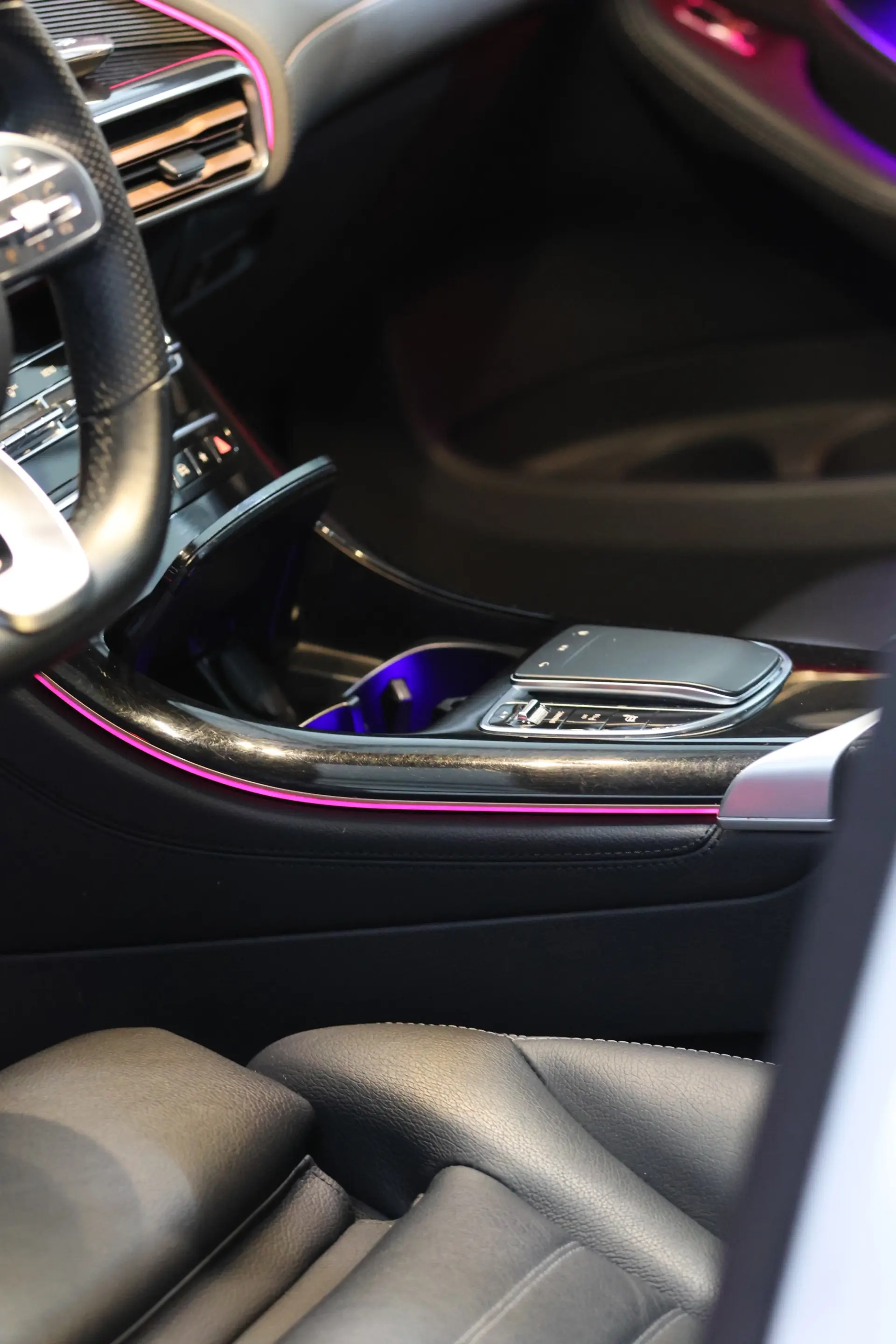 Mercedes-Benz EQC 400 4Matic AMG Line 14