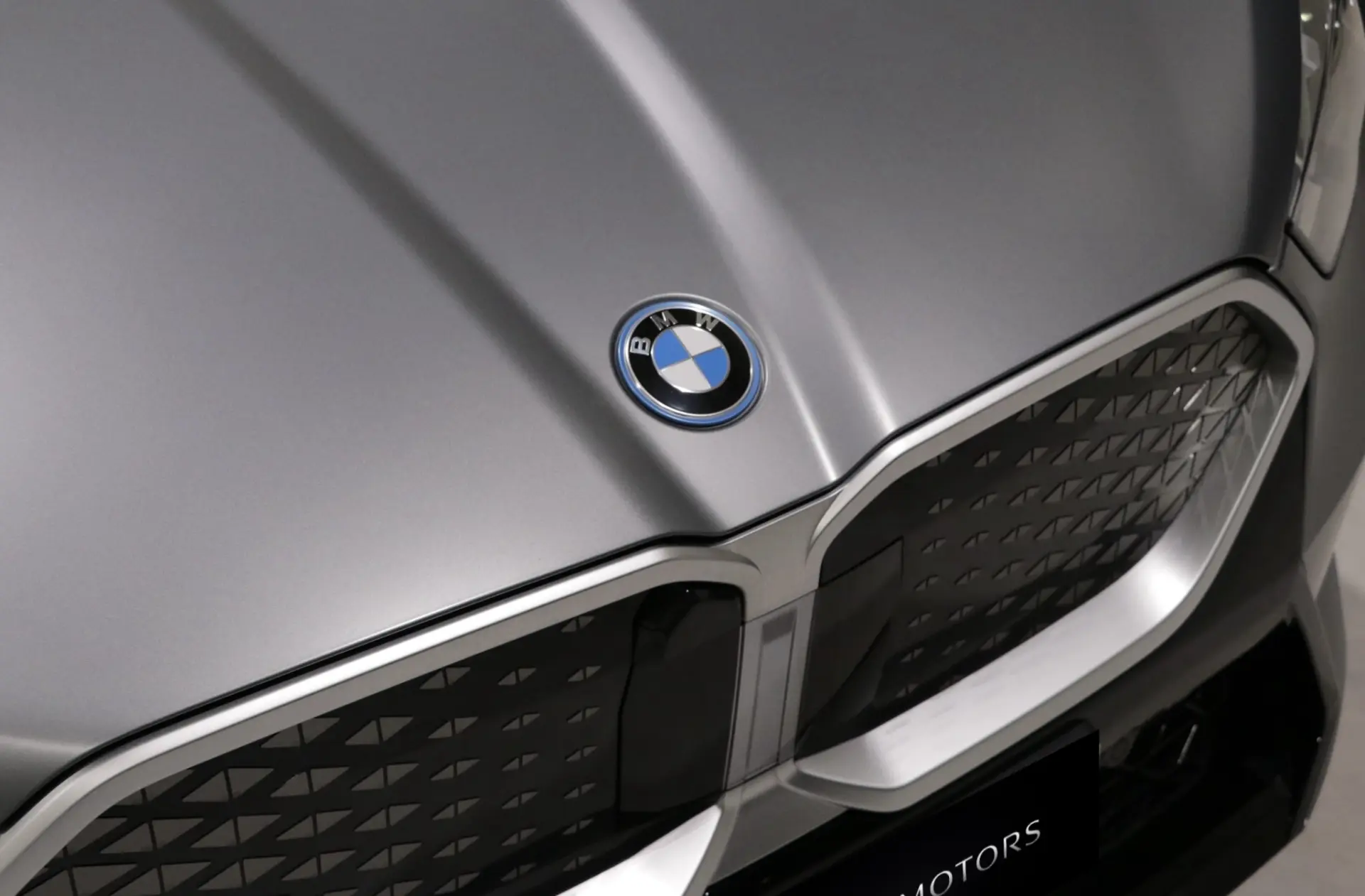 BMW iX2 eDrive20 Pack Desportivo M Pro 6