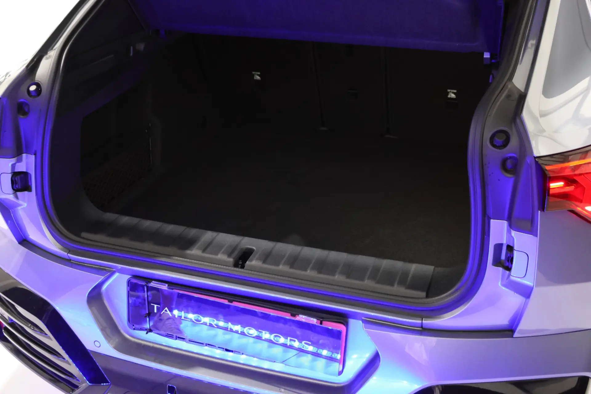 BMW iX2 eDrive20 Pack Desportivo M 17