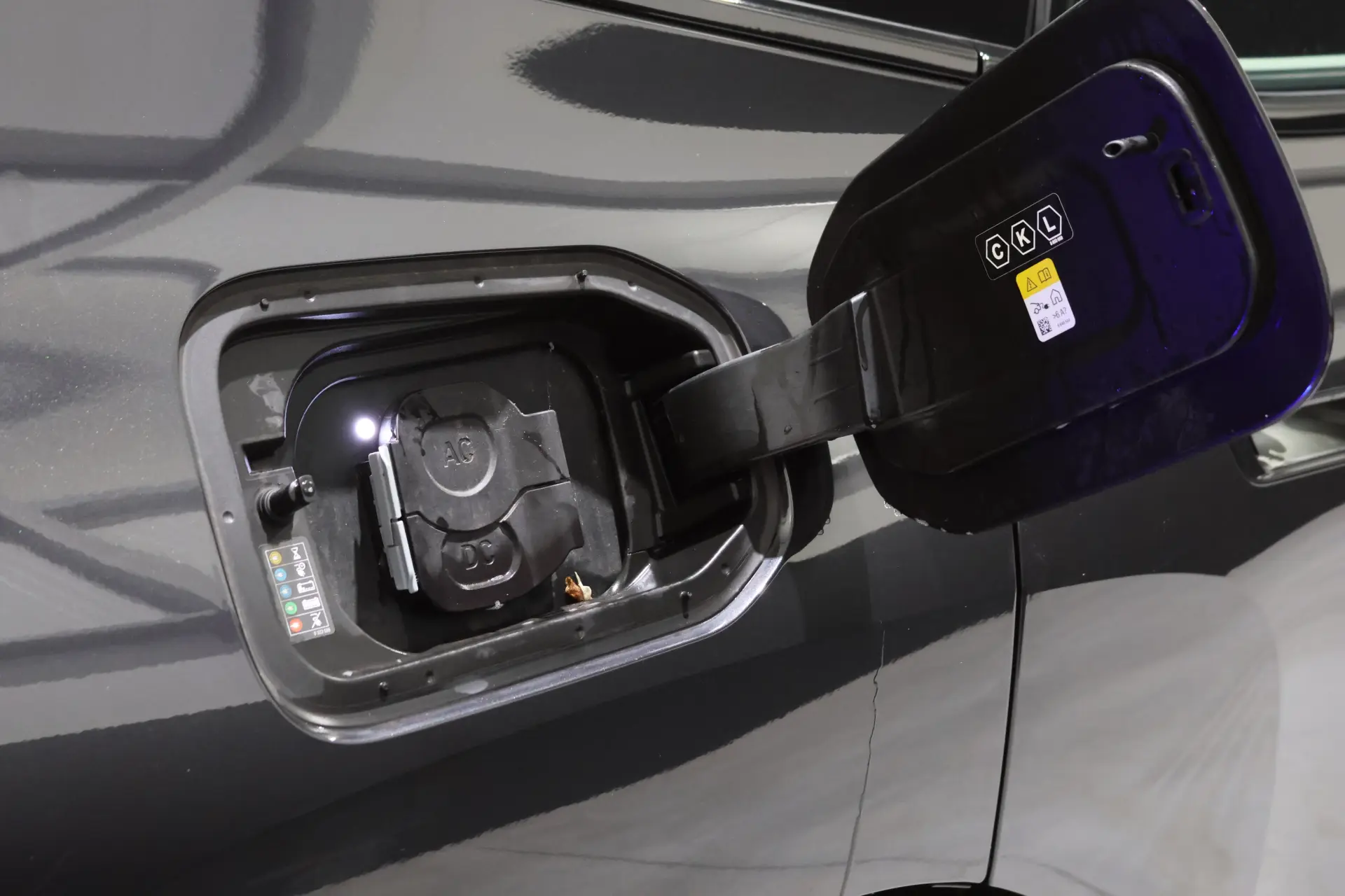 BMW iX xDrive 40 Pack Desportivo 31