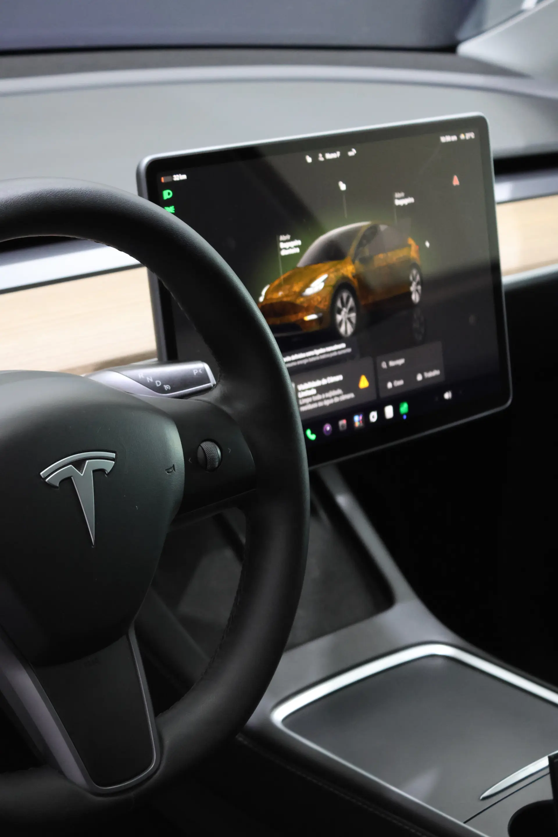 Tesla Model Y Long Range Dual Motor AWD 15