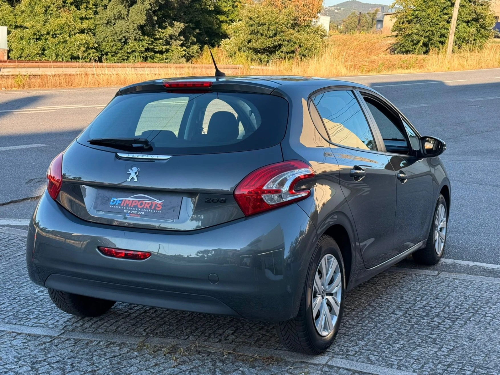 Peugeot 208 null 4