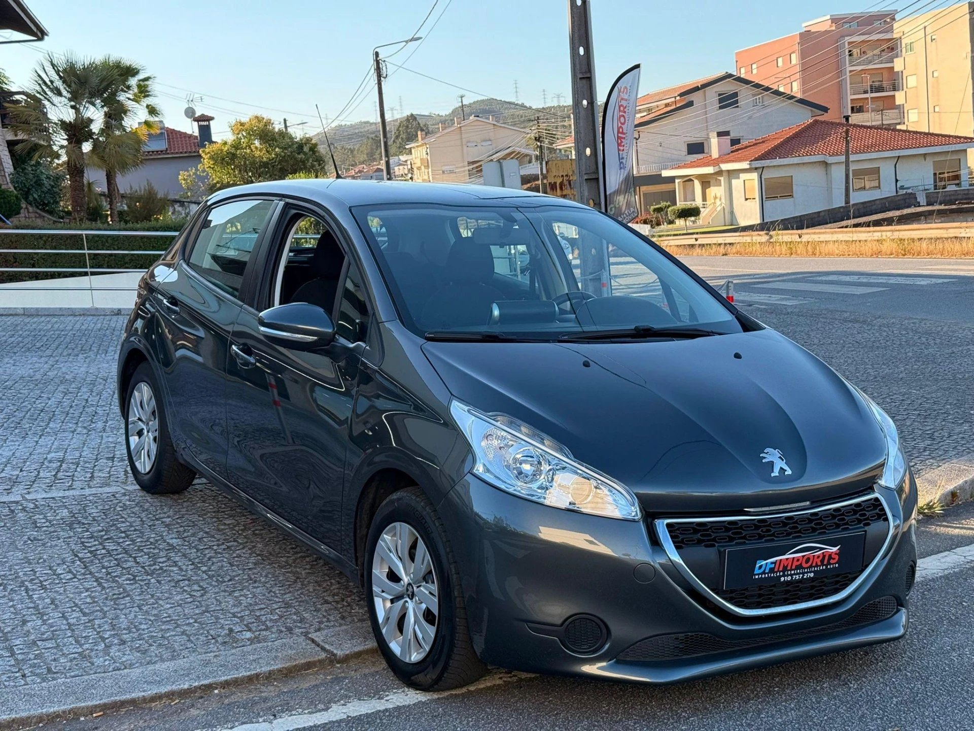 Peugeot 208 null 2