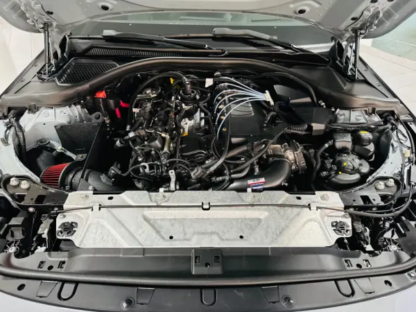 BMW M240i xDrive Auto 43
