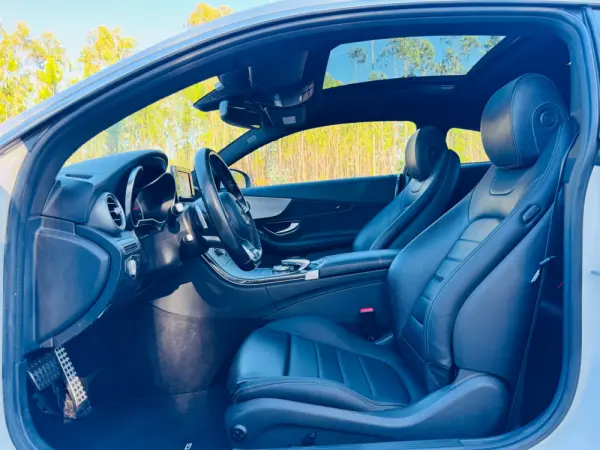Mercedes-Benz C 220 d 9G-TRONIC AMG Line 19