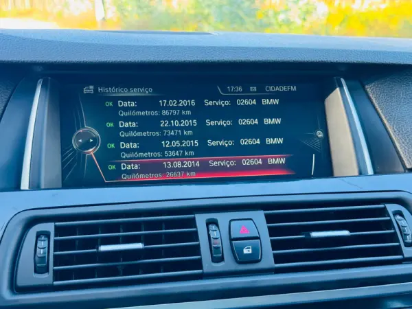 BMW 530 d Pack M Auto 37