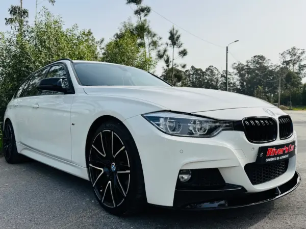 BMW 320 d Pack M Auto 8