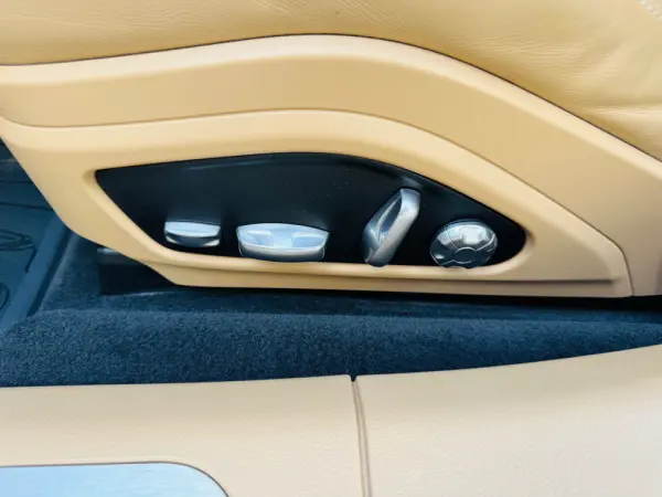 Porsche Panamera Sport Turismo 4 E-Hybrid 27