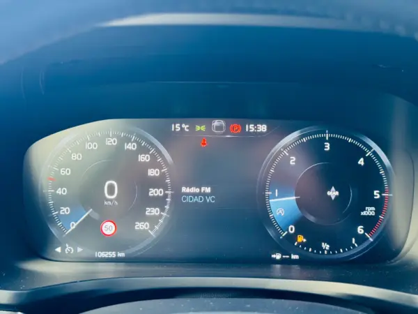 Volvo V60 2.0 D3 Inscription 27