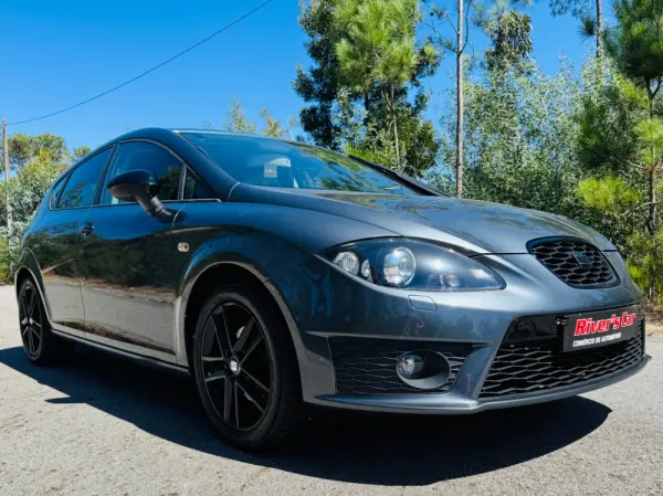 SEAT Leon 2.0 TDI DPF FR 5