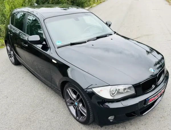 BMW 120 d Pack M 9