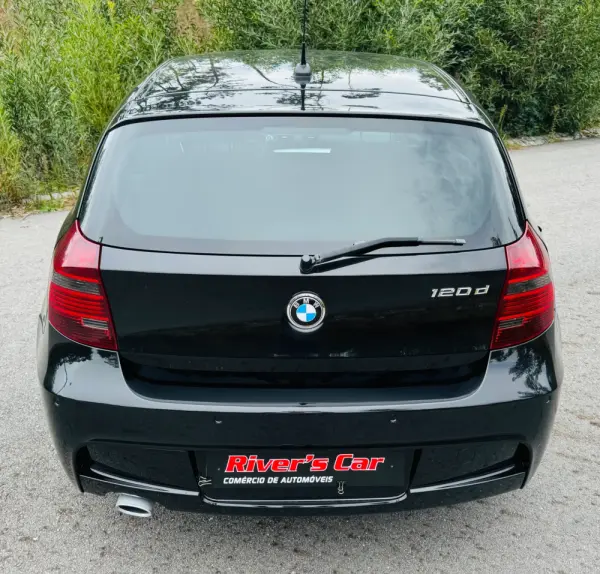 BMW 120 d Pack M 13