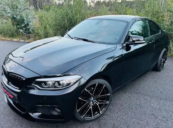 BMW 220 d Pack M Auto 2