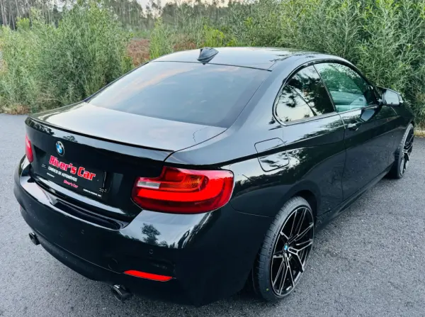 BMW 220 d Pack M Auto 12