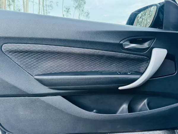 BMW 220 d Pack M Auto 21