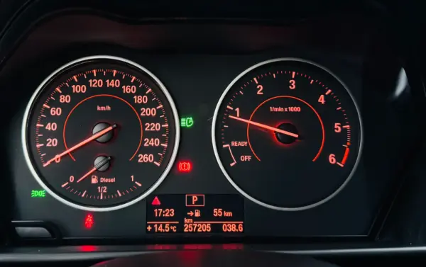 BMW 220 d Pack M Auto 31