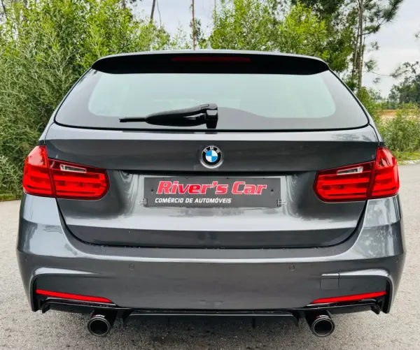 BMW 320 d Touring Auto Pack M 12