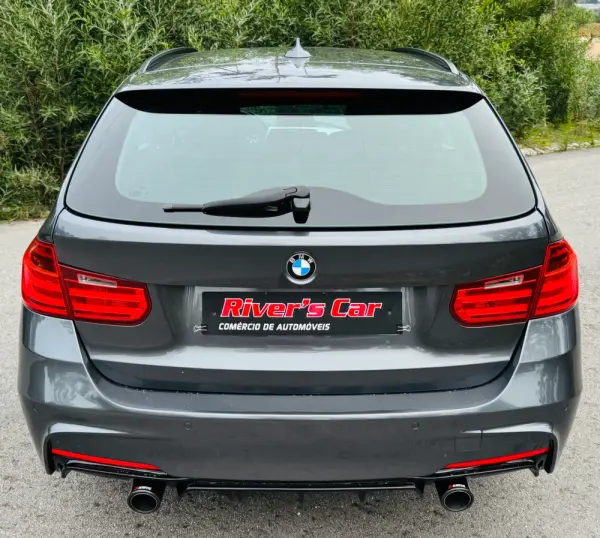 BMW 320 d Touring Auto Pack M 13