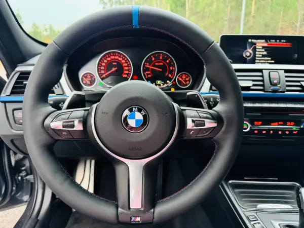 BMW 320 d Touring Auto Pack M 22