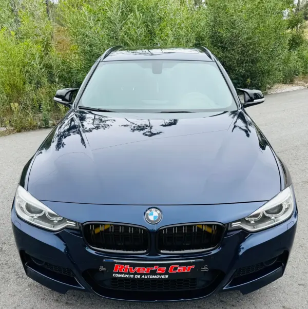 BMW 320 d Touring Auto Pack M 9