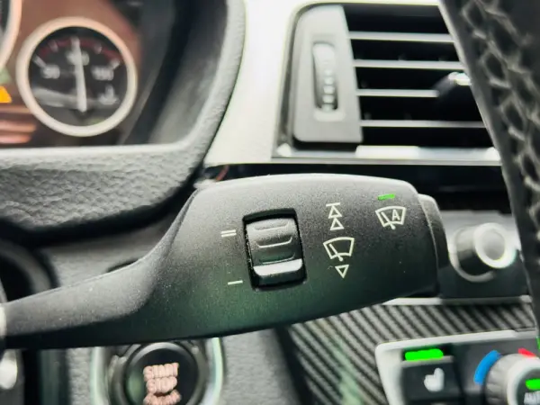 BMW 320 d Touring Auto Pack M 32