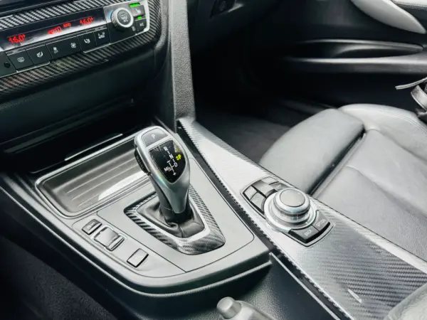 BMW 320 d Touring Auto Pack M 37