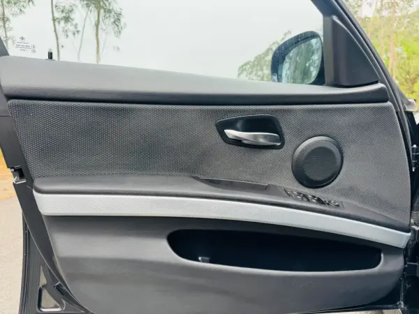 BMW 320 d Touring Pack M 14