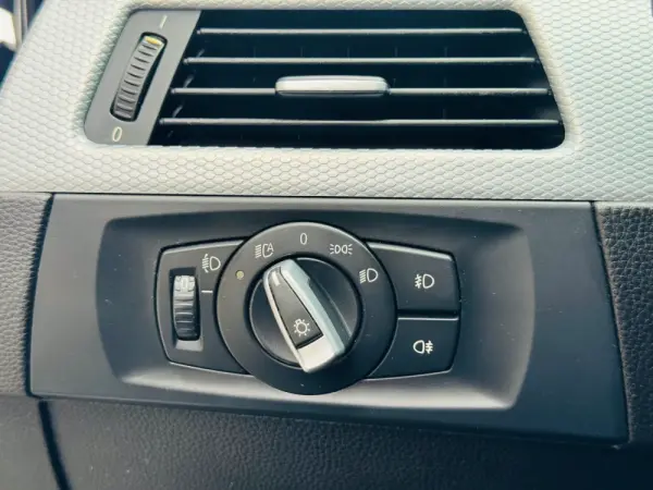 BMW 320 d Touring Pack M 19