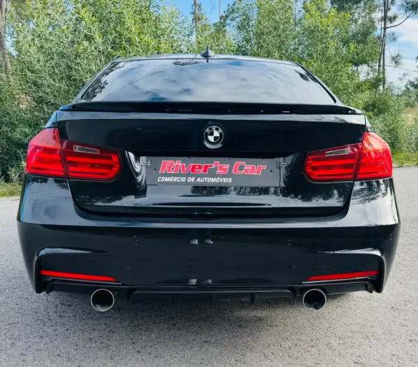 BMW 325 d Pack M 12
