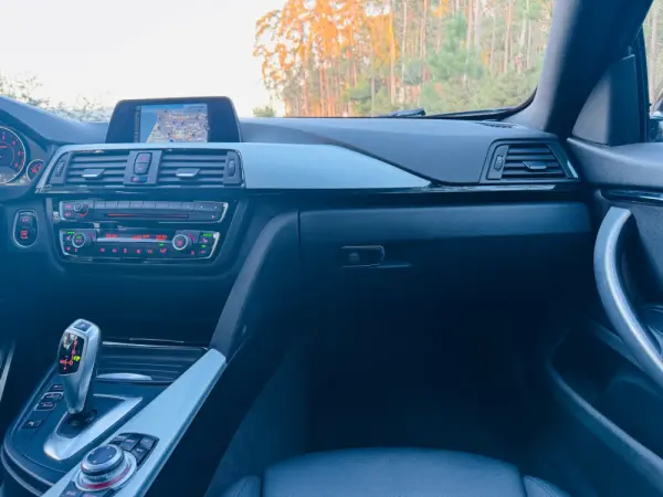 BMW 420 Gran Coupé d Pack M Auto 36