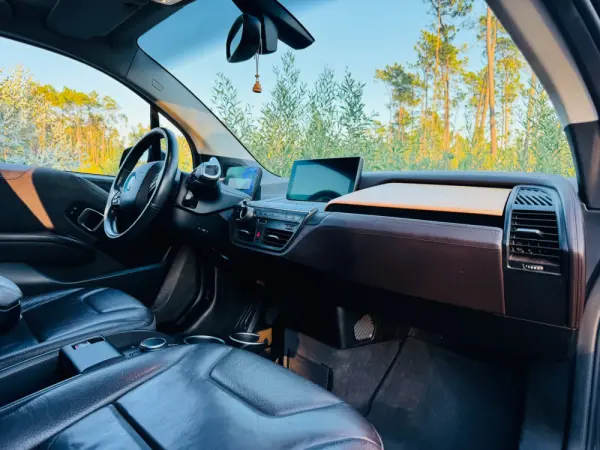 BMW i3 94Ah +Comfort Package Advance 30