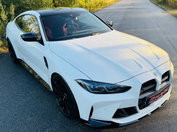 BMW M4 Competition xDrive 12