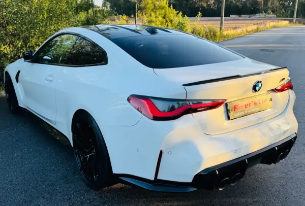 BMW M4 Competition xDrive 22