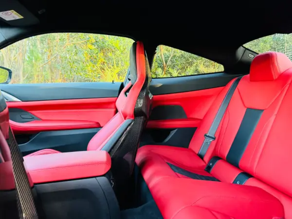 BMW M4 Competition xDrive 57