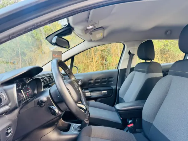 Citroën C3 1.2 PureTech Shine 17