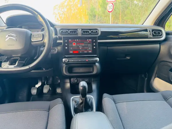 Citroën C3 1.2 PureTech Shine 30