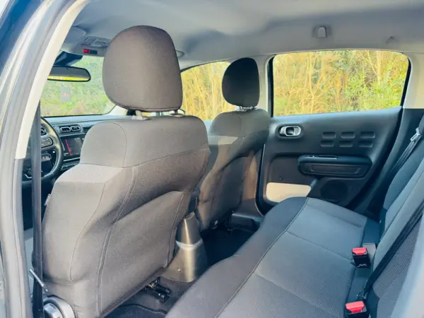 Citroën C3 1.2 PureTech Shine 37